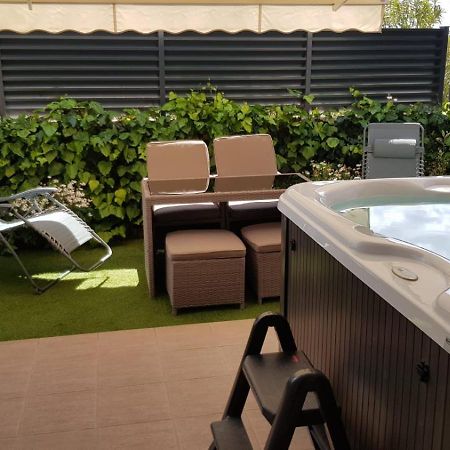 Salvia Apartment With Private Jacuzzi Split Exteriör bild
