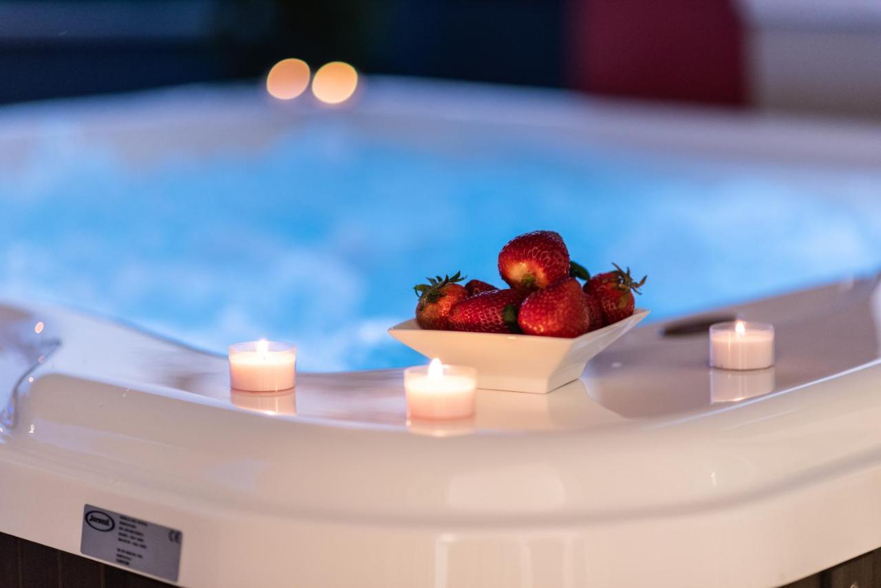 Salvia Apartment With Private Jacuzzi Split Exteriör bild