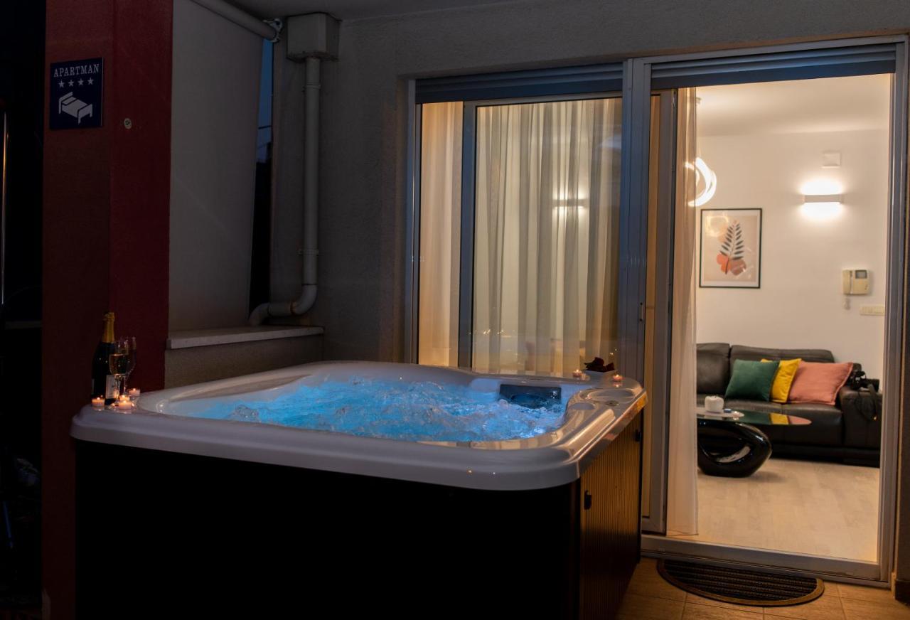 Salvia Apartment With Private Jacuzzi Split Exteriör bild
