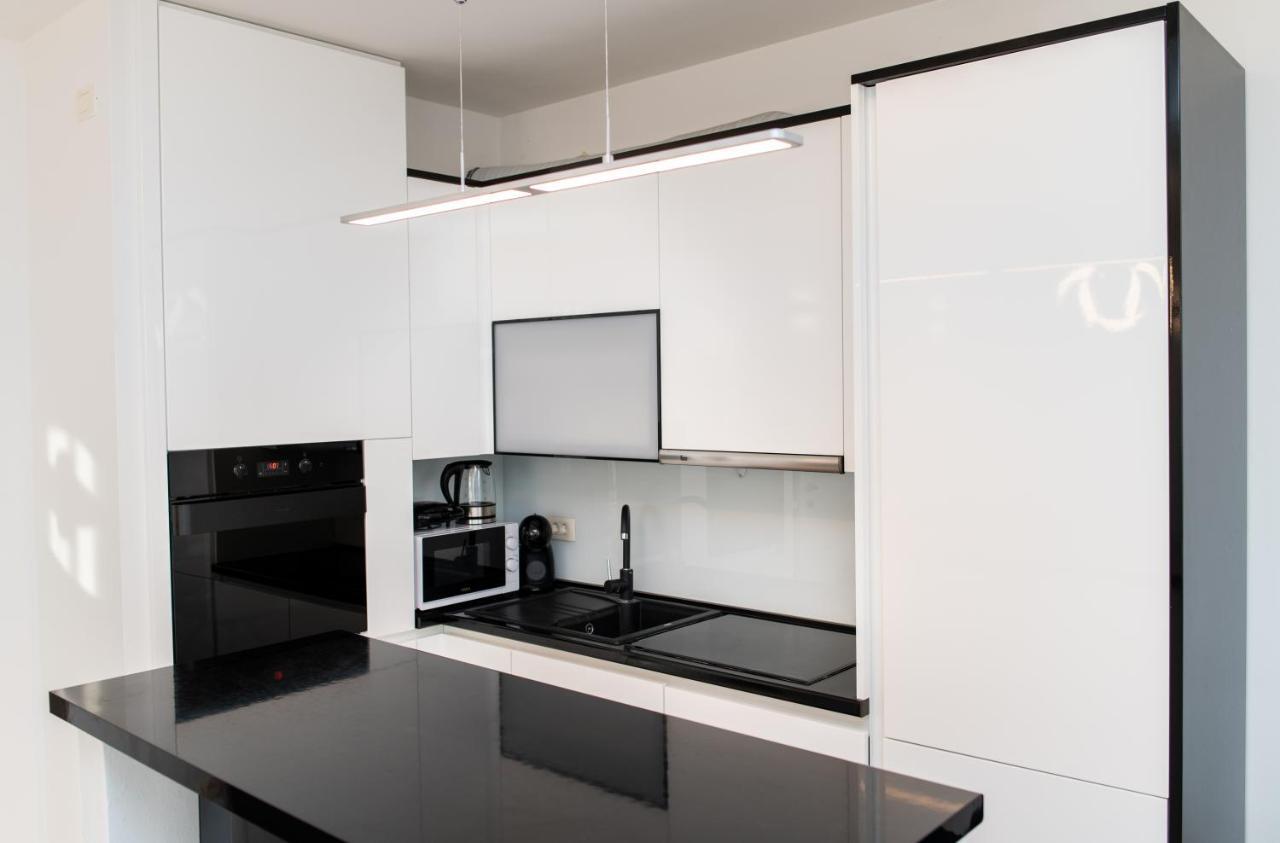 Salvia Apartment With Private Jacuzzi Split Exteriör bild