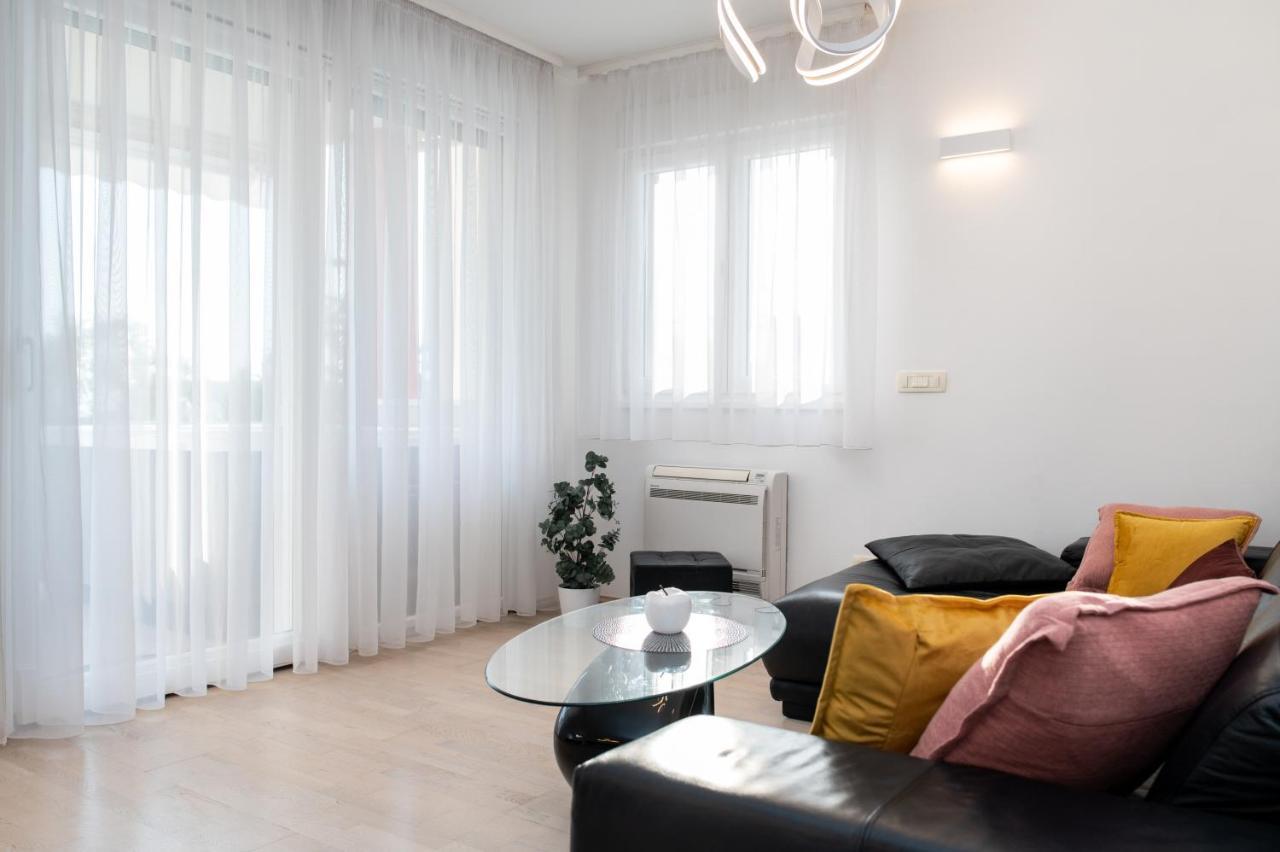 Salvia Apartment With Private Jacuzzi Split Exteriör bild